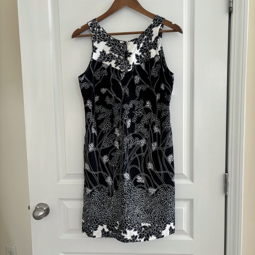 Tori Richard Black & White Floral Shift Dress Sz 8 Tropical Vacation